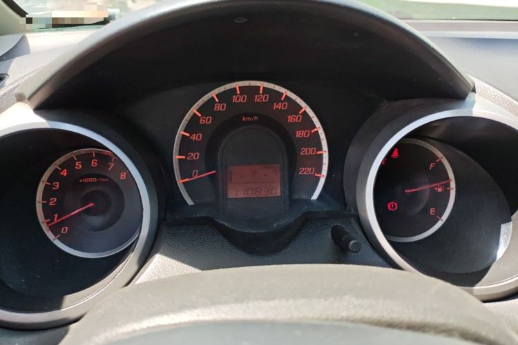 Used Honda Fit 2011 1.3L automatic comfort version Instrument Cluster
