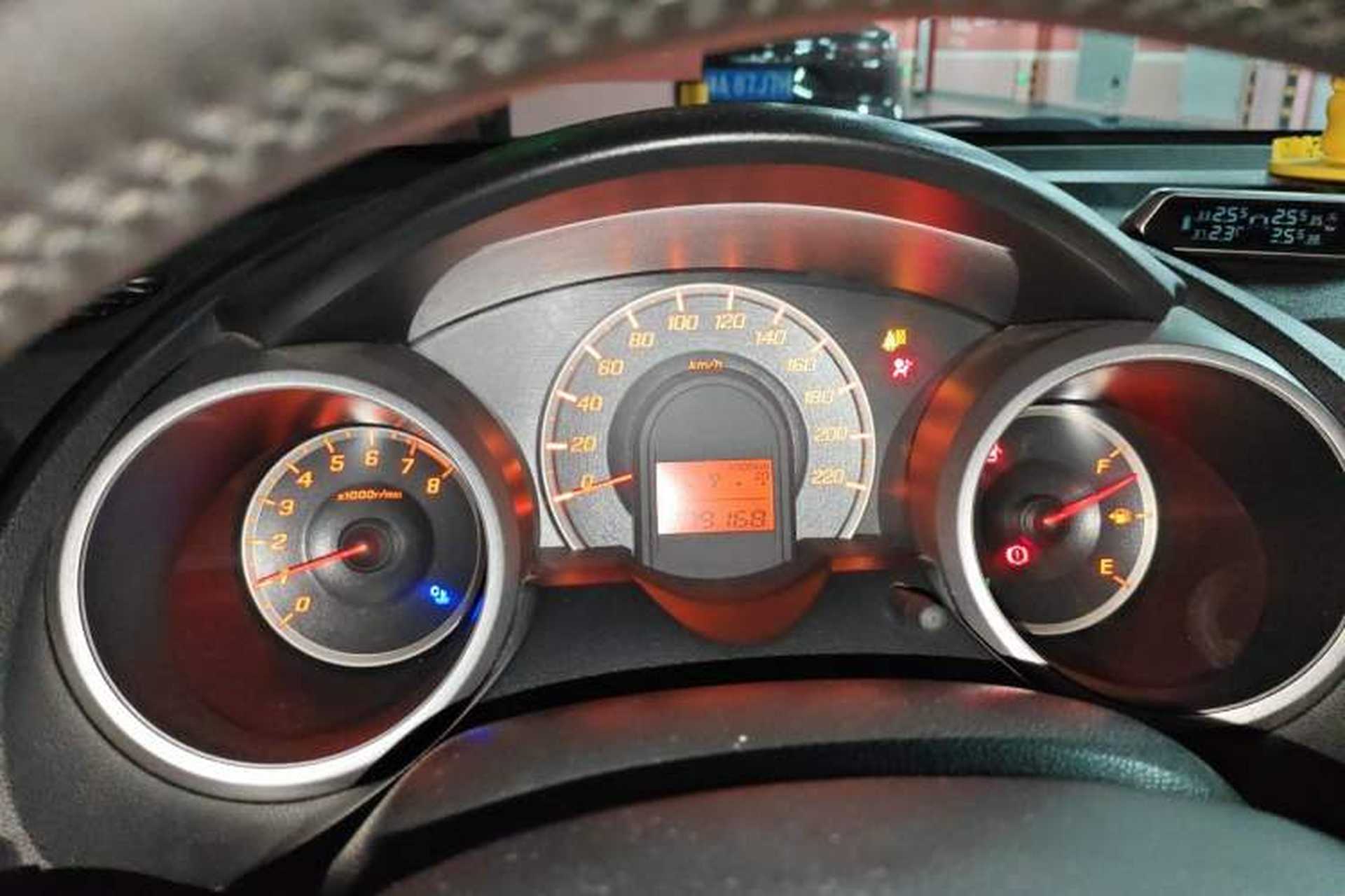 Used Honda Fit 2011 1.5L Automatic Luxury Edition Instrument Cluster