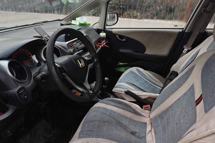 Used Honda Fit 2011 1.3L manual Comfort version Left Front Seat