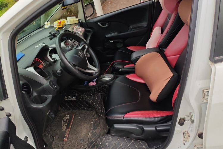 Used Honda Fit 2011 1.3L automatic comfort version Left Front Seat