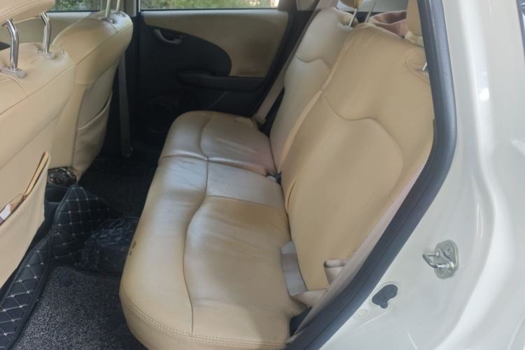 Used Honda Fit 2011 1.3L automatic comfort version Left Rear Seat