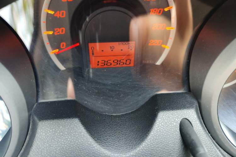 Used Honda Fit 2011 1.3L automatic comfort version Odometer Close Up