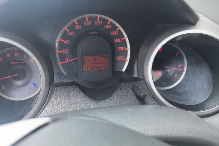 Used Honda Fit 2011 1.3L automatic comfort version Odometer Close Up