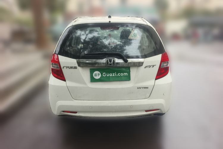 Used Honda Fit 2011 1.5L manual luxury version Rear
