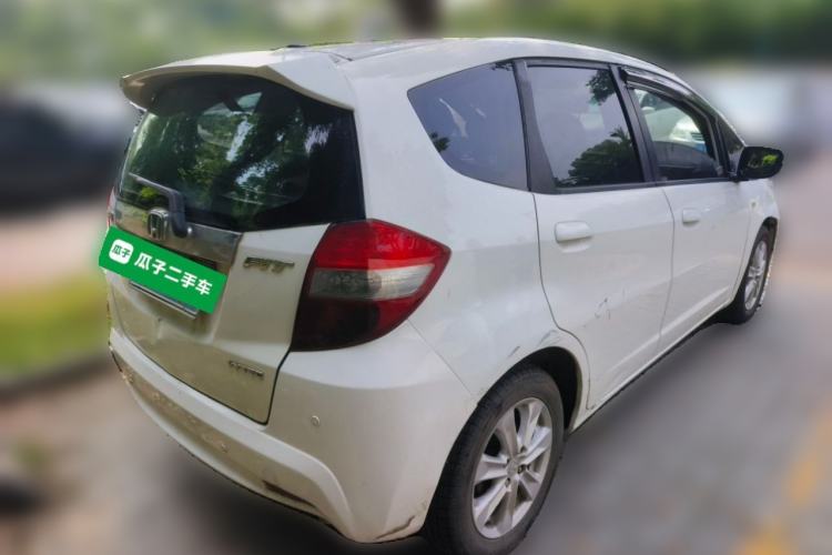 Used Honda Fit 2011 1.5L Automatic Luxury Edition Rear Right 45 Deg