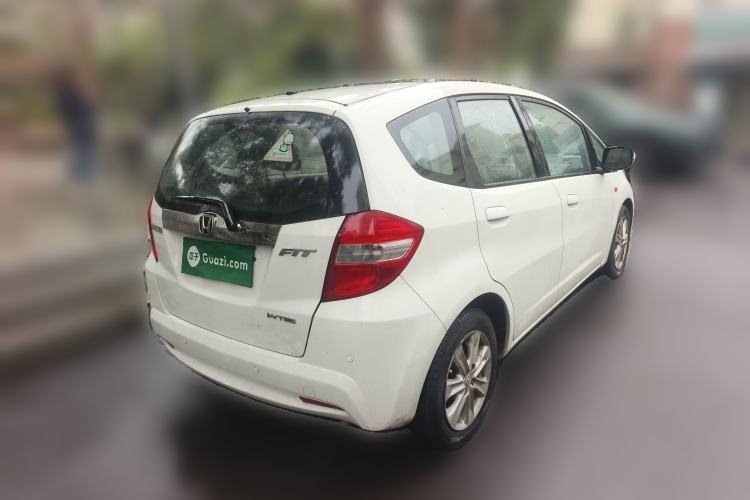 Used Honda Fit 2011 1.5L manual luxury version Rear Right 45 Deg