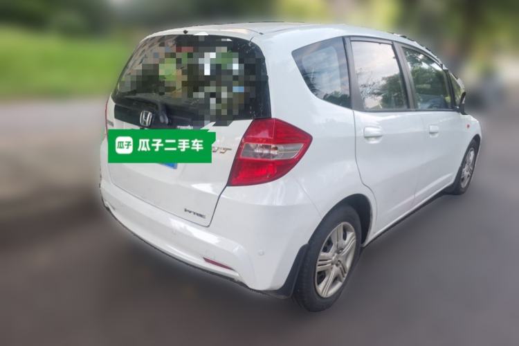 Used Honda Fit 2011 1.3L automatic comfort version Rear Right 45 Deg