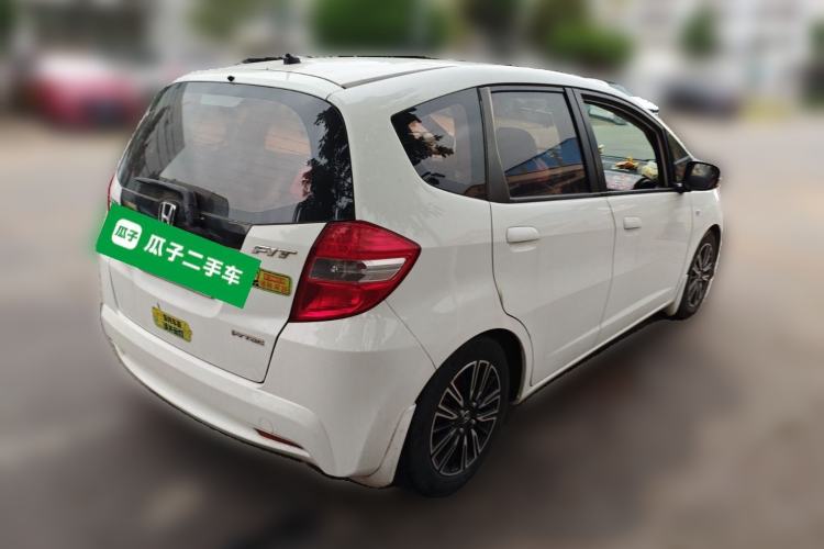 Used Honda Fit 2011 1.3L automatic comfort version Rear Right 45 Deg