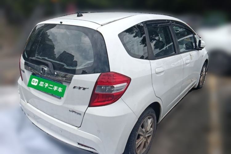 Used Honda Fit 2011 1.5L Automatic Luxury Edition Rear Right 45 Deg