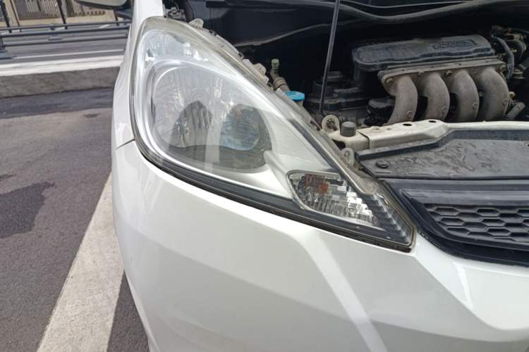 Used Honda Fit 2011 1.3L automatic comfort version Right Front Headlight
