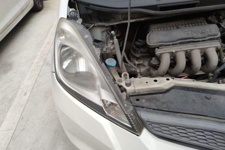 Used Honda Fit 2011 1.3L automatic comfort version Right Front Headlight