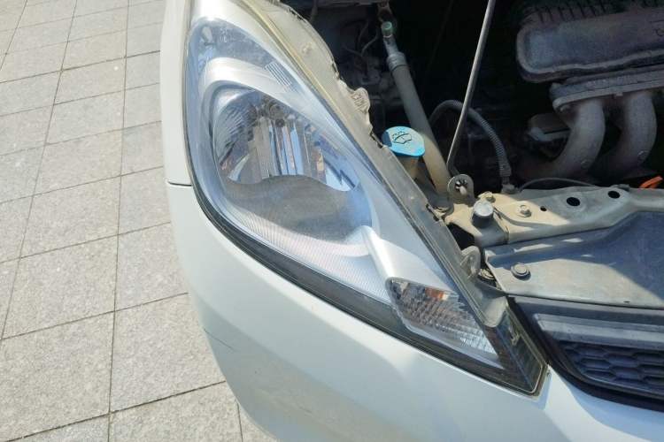 Used Honda Fit 2011 1.3L automatic comfort version Right Front Headlight