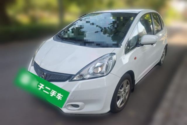 Used Honda Fit 2011 1.3L automatic comfort version