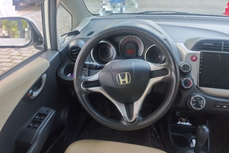 Used Honda Fit 2011 1.3L automatic comfort version Steering Wheel