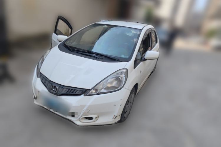 Gebrauchter Honda Fit 2011 1.3L manual Comfort version Guazi used car, China used car export, Used car for sale, Used  cars, Cheapest cars for sale