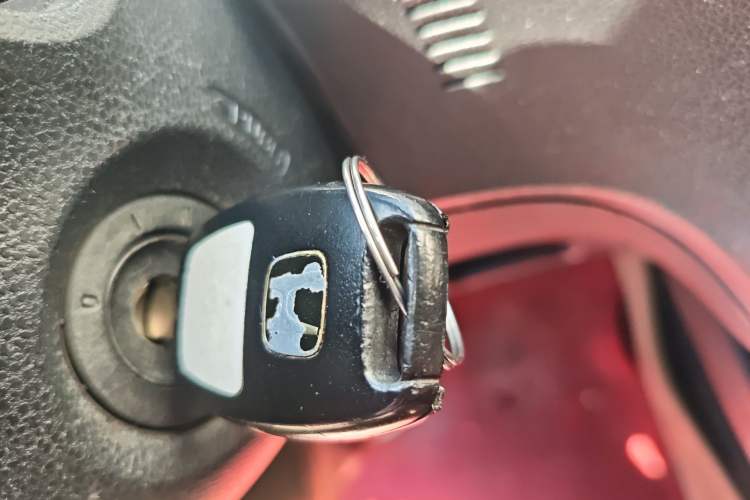 Used Honda Fit 2011 1.3L manual Comfort version Vehicle Key