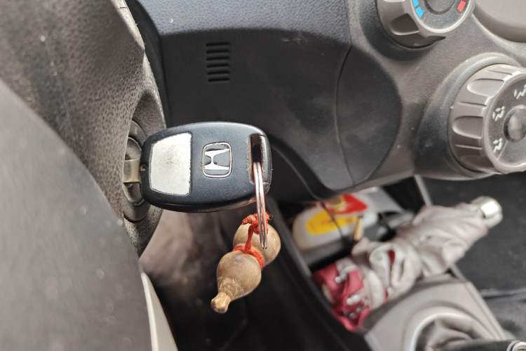 Used Honda Fit 2011 1.3L manual Comfort version Vehicle Key