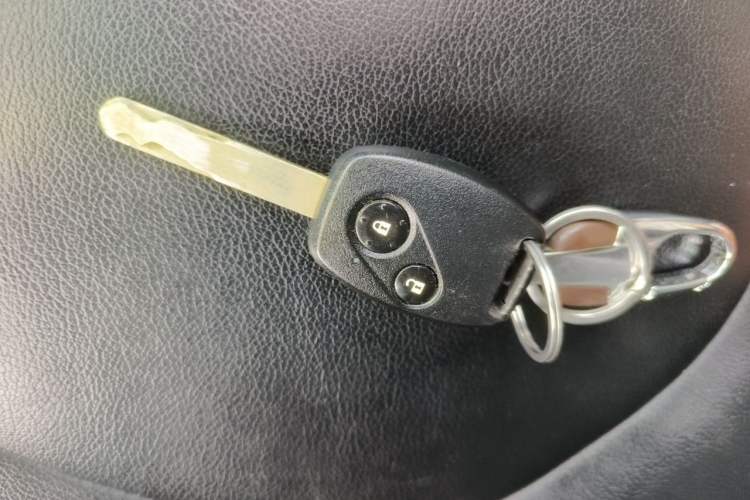 Used Honda Fit 2011 1.5L Automatic Luxury Edition Vehicle Key