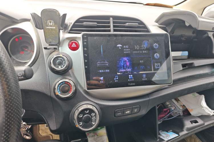 Used Honda Fit 2011 1.3L manual Comfort version Audio And AC Panel