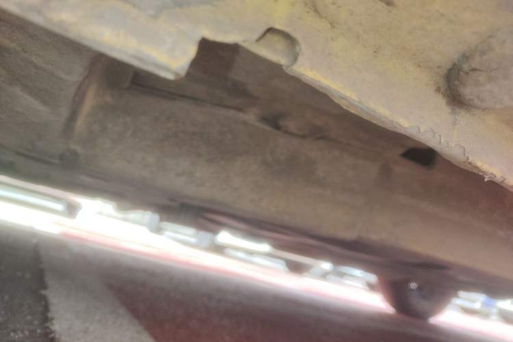 Used Honda Fit 2011 1.3L automatic comfort version Chassis Front Left