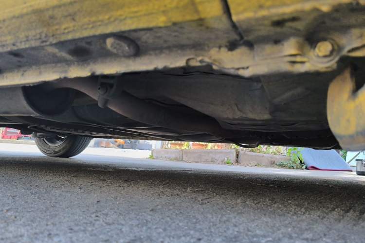 Used Honda Fit 2011 1.3L automatic comfort version Chassis Front Right