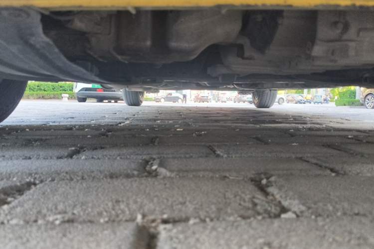 Used Honda Fit 2011 1.3L automatic comfort version Chassis Front