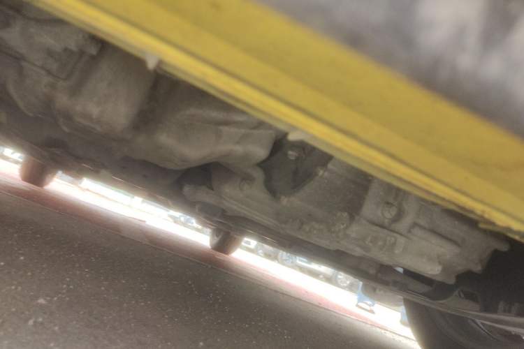 Used Honda Fit 2011 1.3L automatic comfort version Chassis Front