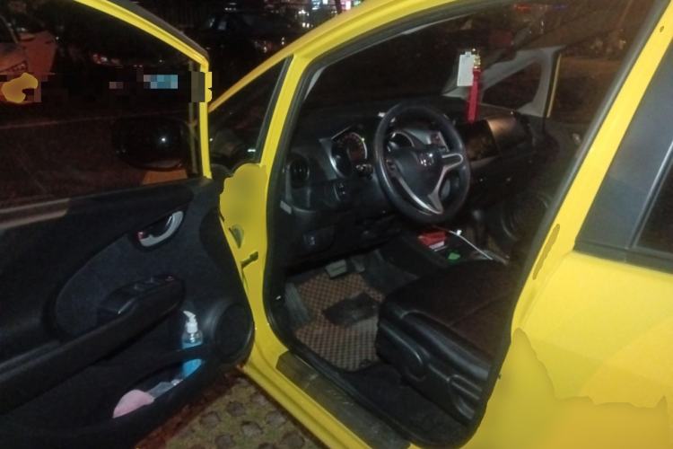 Used Honda Fit 2011 1.3L automatic comfort version Driver Seat