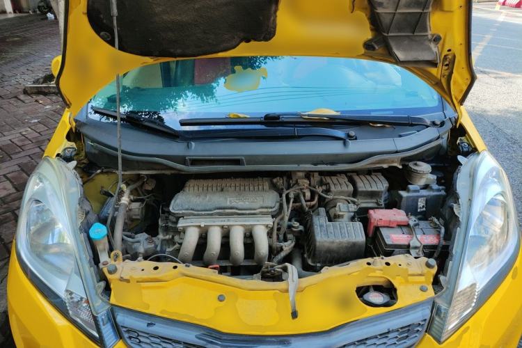 Used Honda Fit 2011 1.3L manual Comfort version Engine Bay
