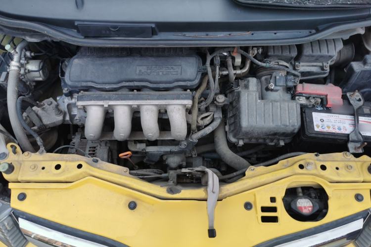 Used Honda Fit 2011 1.5L Automatic Luxury Edition Engine Bay