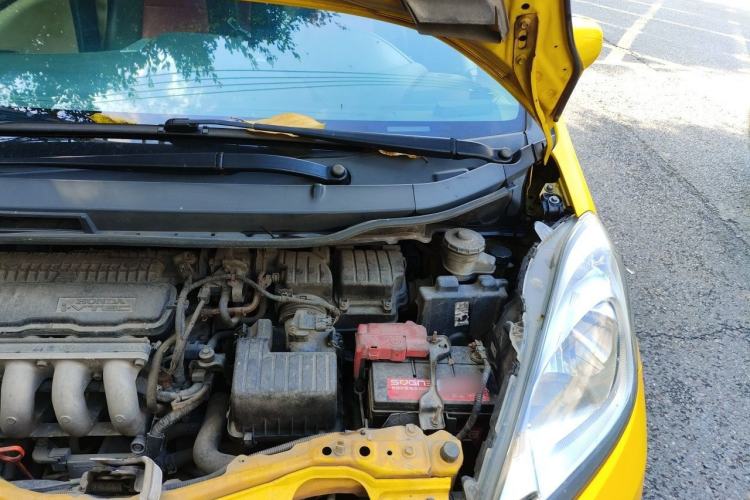 Used Honda Fit 2011 1.3L manual Comfort version Engine Bay Left