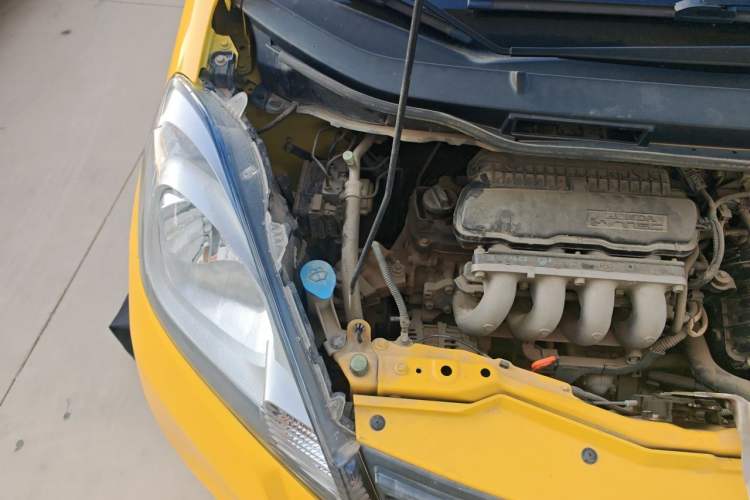 Used Honda Fit 2011 1.3L manual Comfort version Engine Bay Right