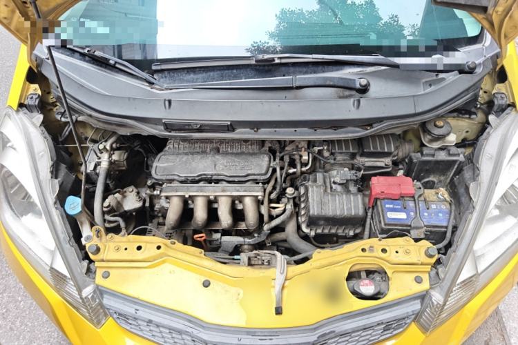 Used Honda Fit 2011 1.3L automatic comfort version Engine Bay