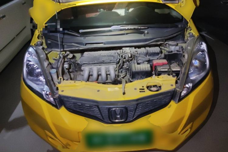 Used Honda Fit 2011 1.3L manual Comfort version Engine Bay
