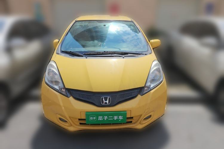 Used Honda Fit 2011 1.3L manual Comfort version Front