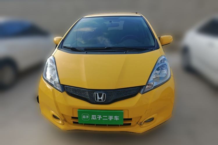 Used Honda Fit 2011 1.3L manual Comfort version Front