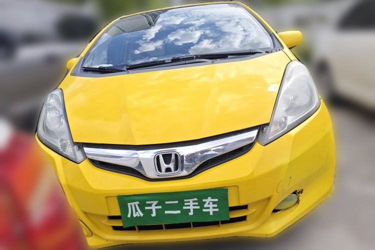 Used Honda Fit 2011 1.3L manual Comfort version Front