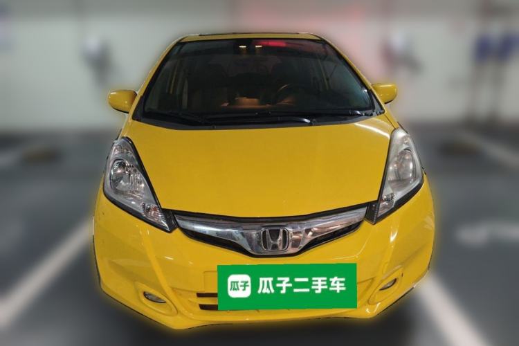 Used Honda Fit 2011 1.5L Automatic Luxury Edition Front