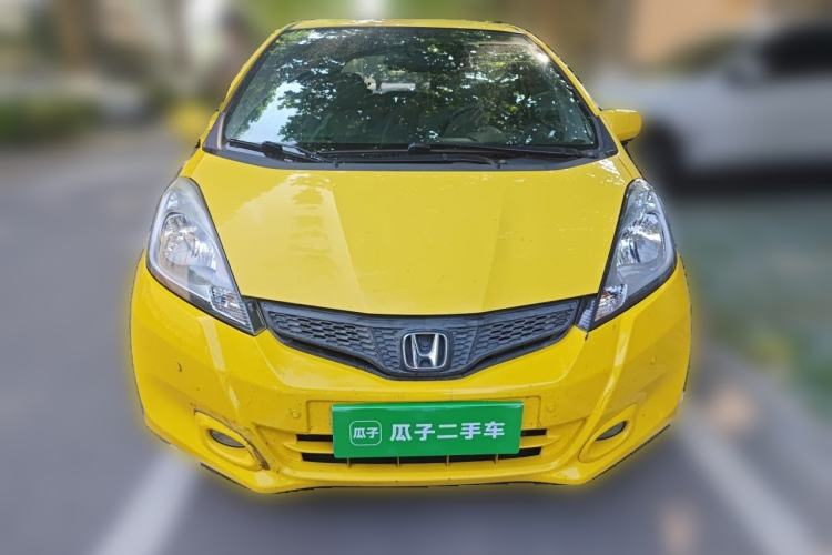 Used Honda Fit 2011 1.3L automatic comfort version Front