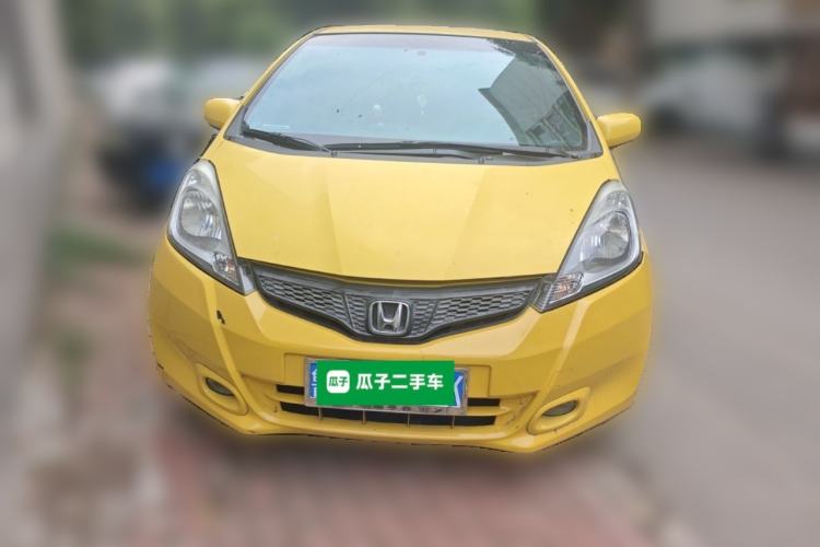 Used Honda Fit 2011 1.3L automatic comfort version Front
