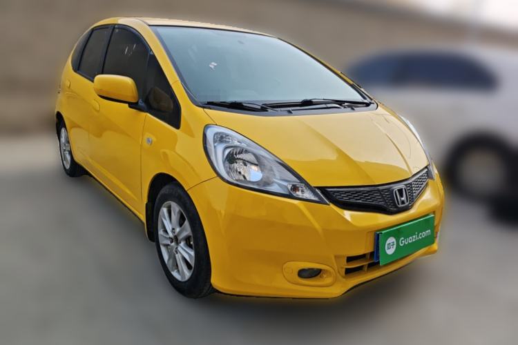 Used Honda Fit 2011 1.3L manual Comfort version Front Right 45 Deg