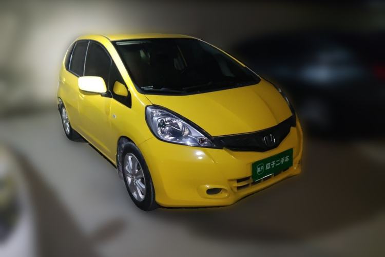 Used Honda Fit 2011 1.3L manual Comfort version Front Right 45 Deg