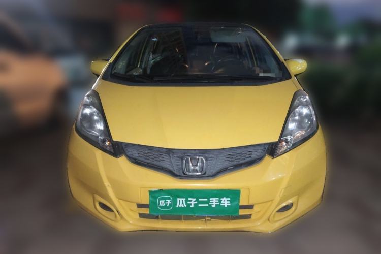 Used Honda Fit 2011 1.3L automatic comfort version Front