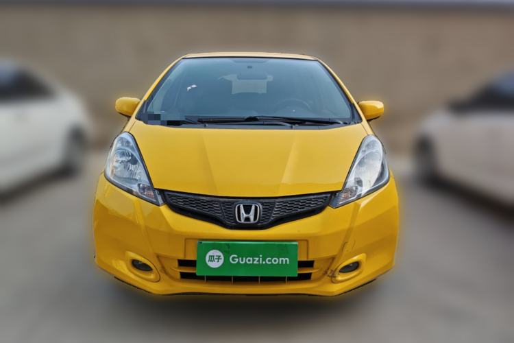 Used Honda Fit 2011 1.3L manual Comfort version Front