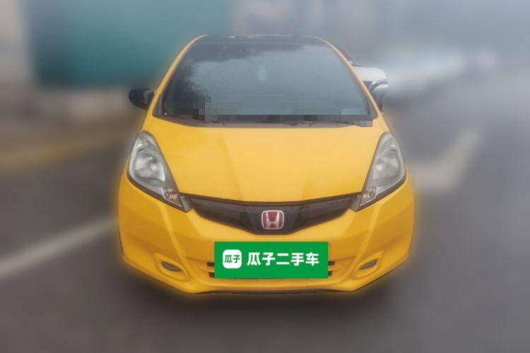 Used Honda Fit 2011 1.5L Automatic Luxury Edition Front