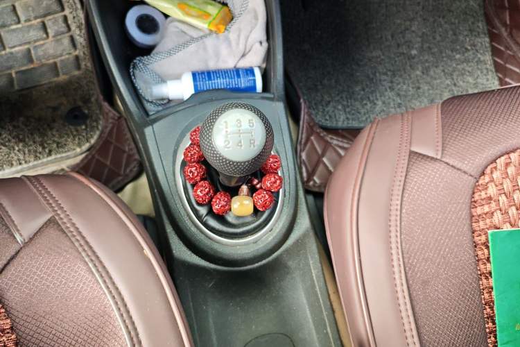 Used Honda Fit 2011 1.3L manual Comfort version Gear Lever