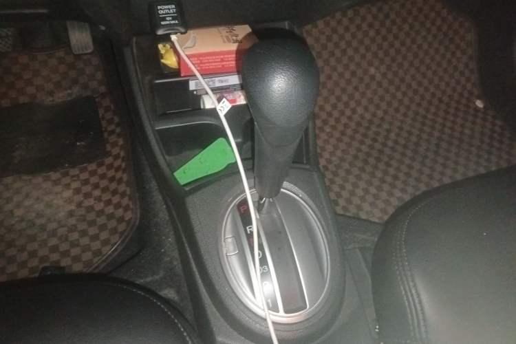 Used Honda Fit 2011 1.3L automatic comfort version Gear Lever