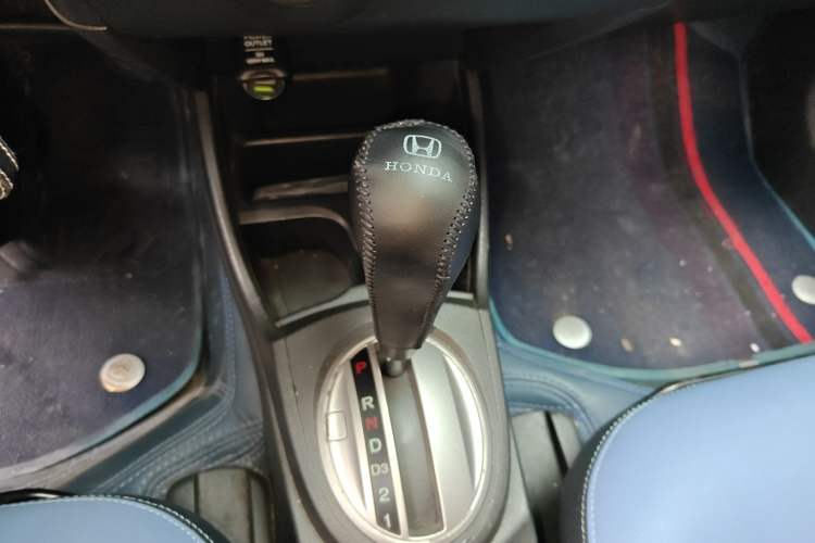 Used Honda Fit 2011 1.3L automatic comfort version Gear Lever
