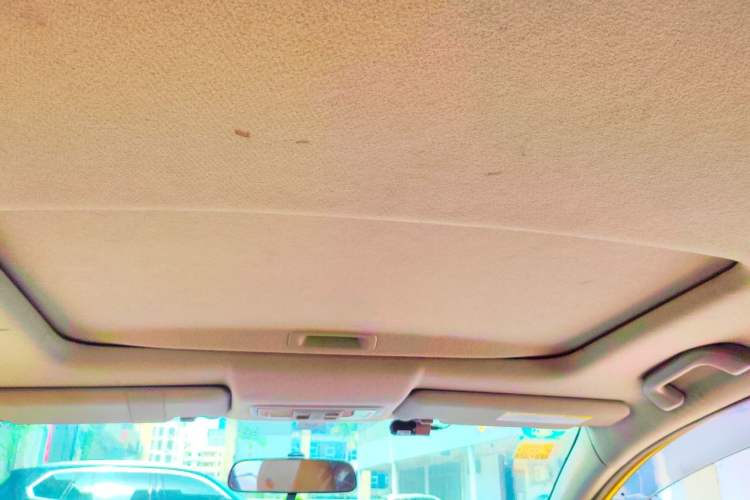 Used Honda Fit 2011 1.5L Automatic Luxury Edition Headliner