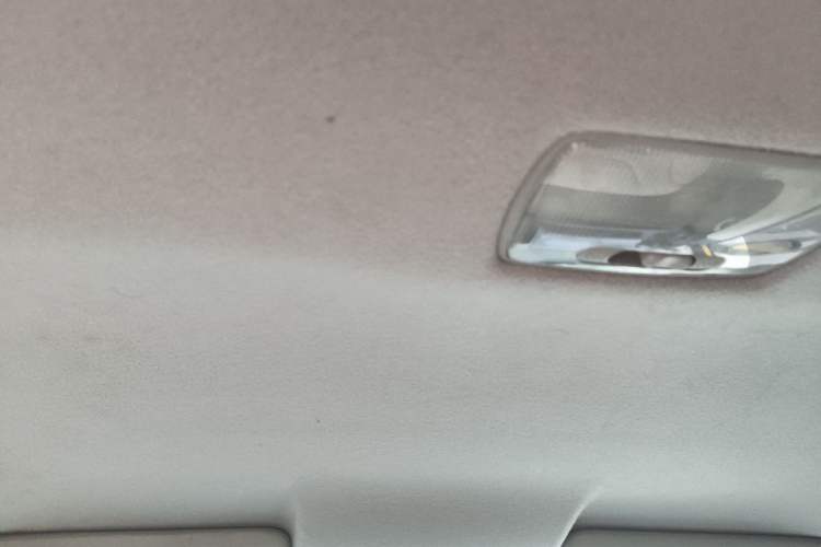 Used Honda Fit 2011 1.3L automatic comfort version Headliner